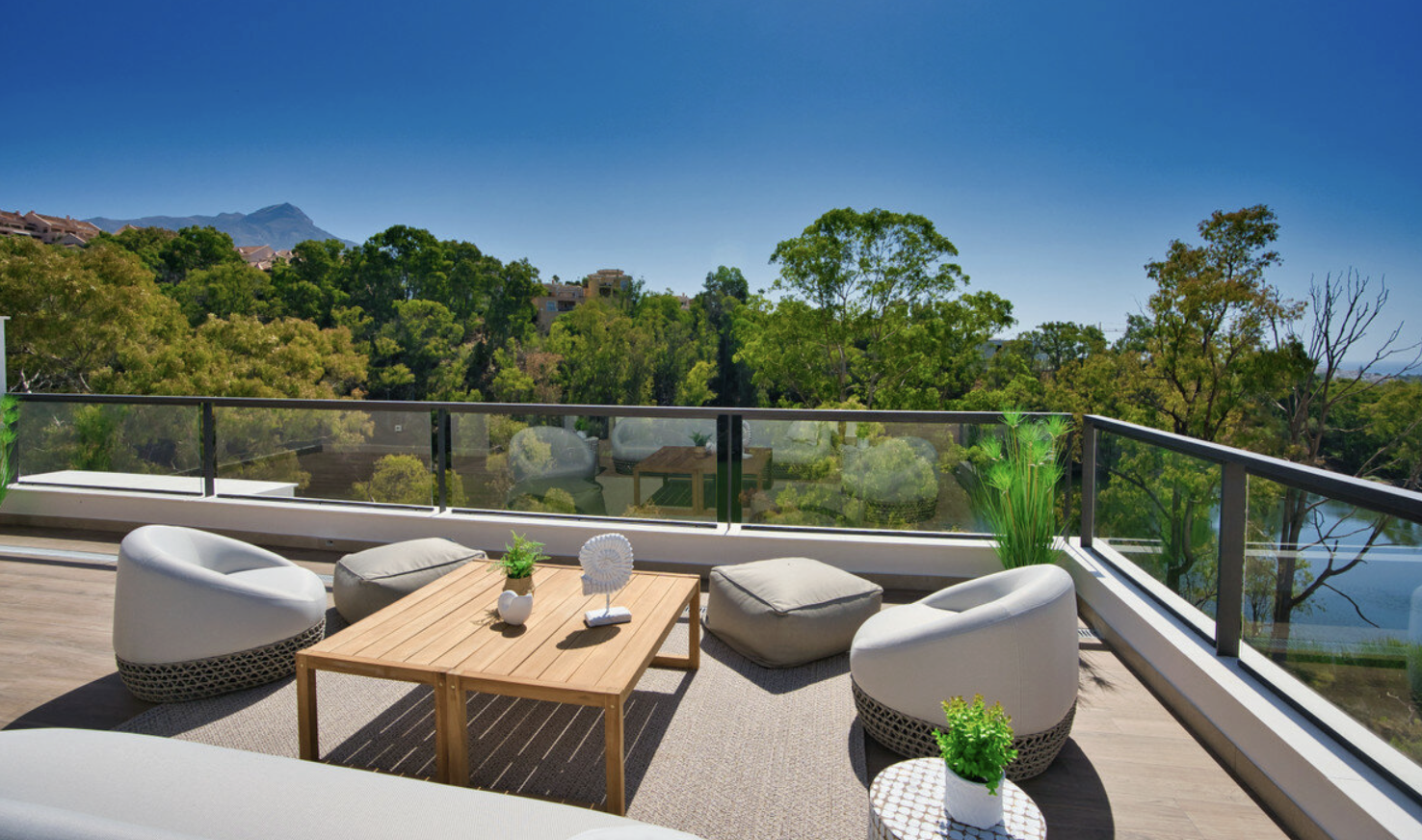 Luxury Villa, Golden Mile